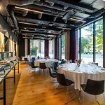 The Bridge - Mgallery Hotel