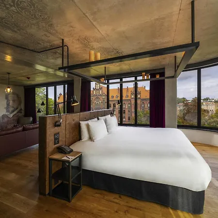 The Bridge - Mgallery Hotel